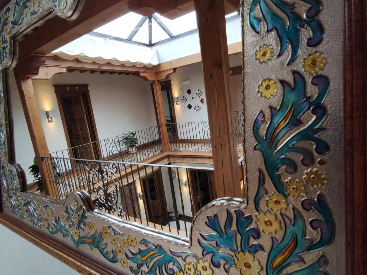 La Casa Del Medico Hosteria Rural Urda Buitenkant foto