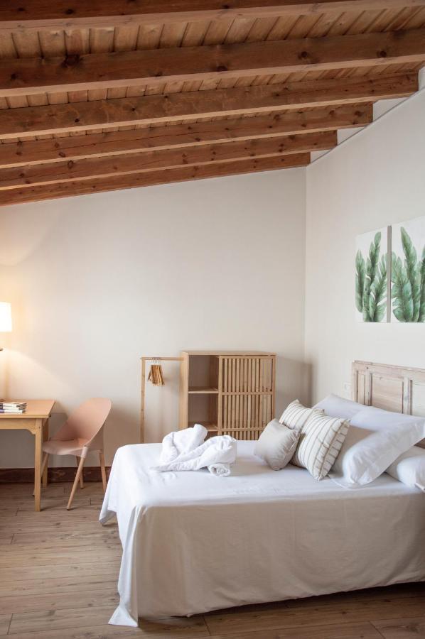 La Casa Del Medico Hosteria Rural Urda Buitenkant foto